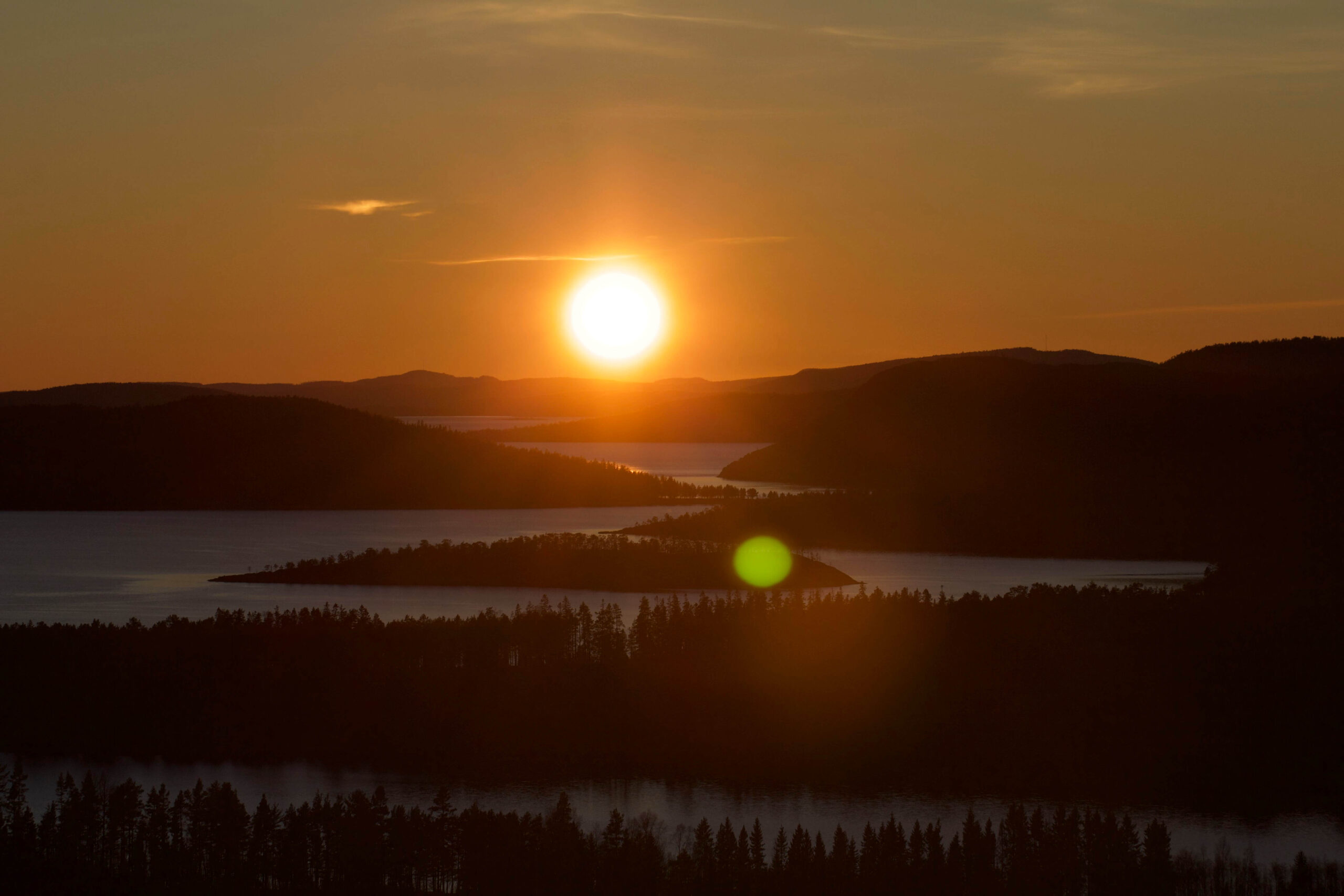 Zachód słońca w rezerwacie przyrody Ögeltjärn.