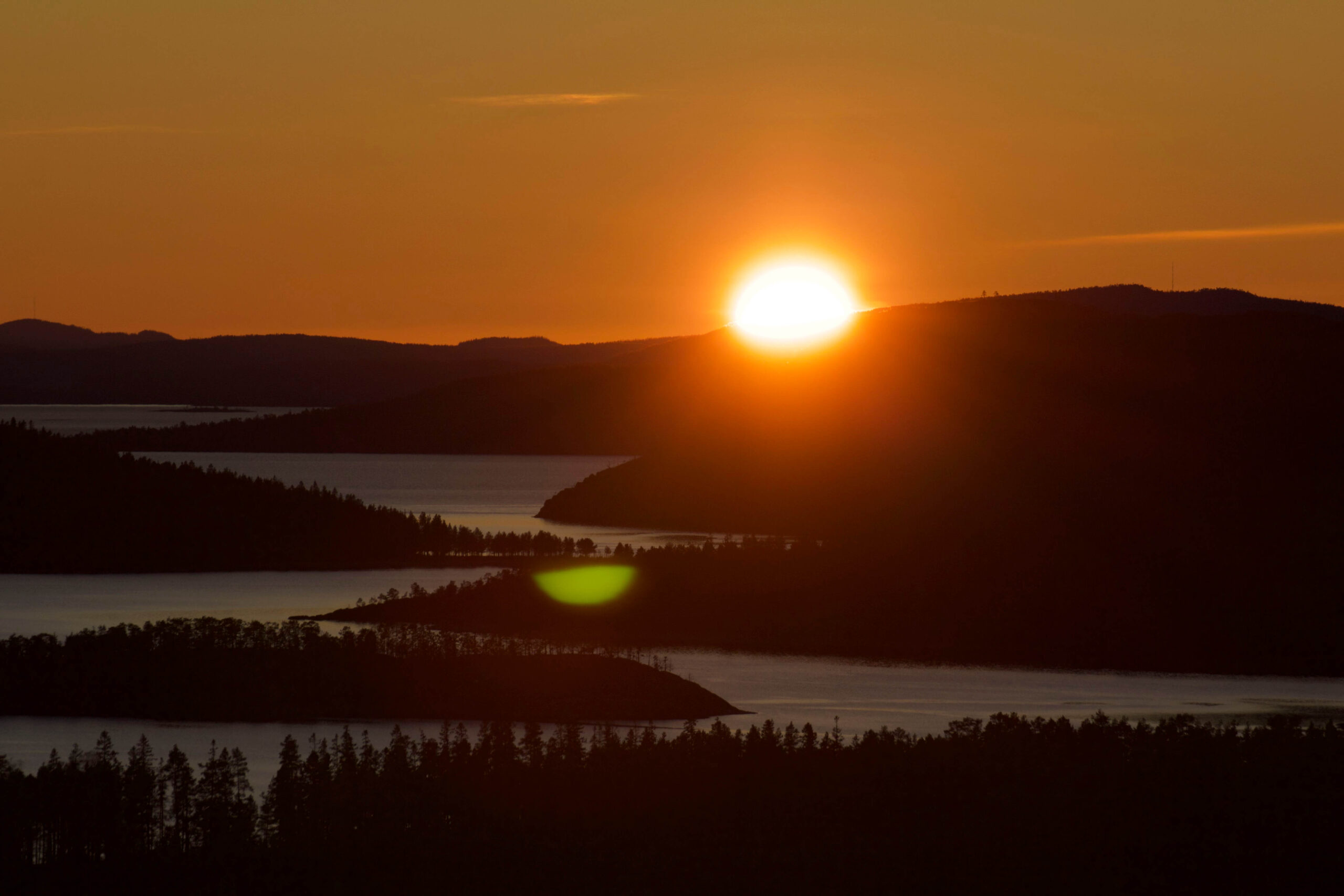 Zachód słońca w rezerwacie przyrody Ögeltjärn.